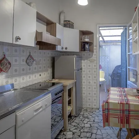 度假居 La Viareggina, 600mt Dal Mare Centro Di 维亚雷焦